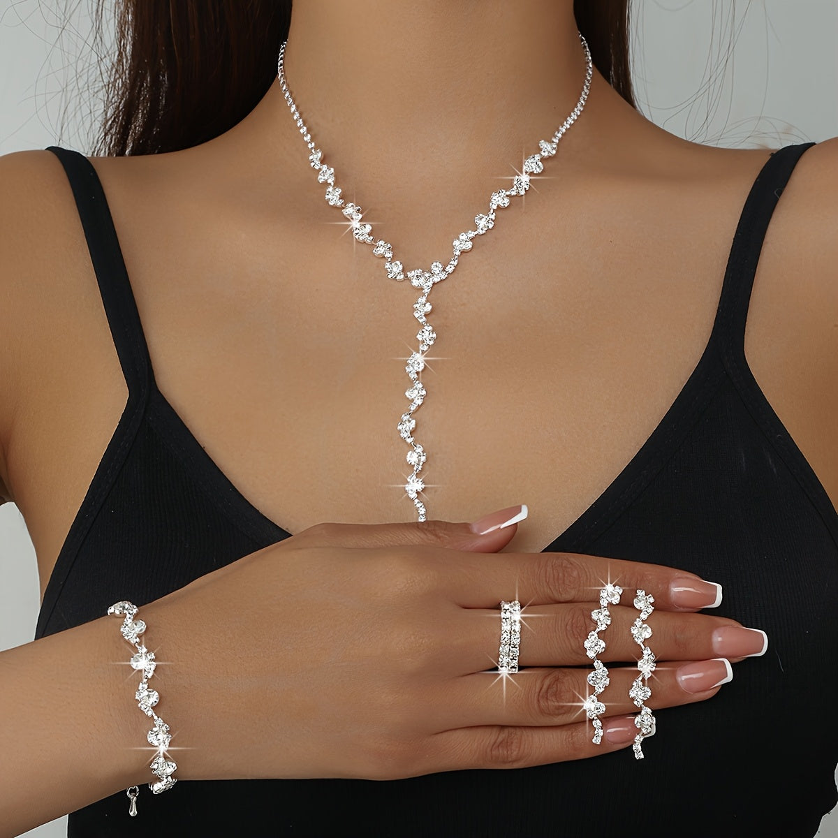 Valerine | Luxurious Sparkling Floral Jewelry Collection